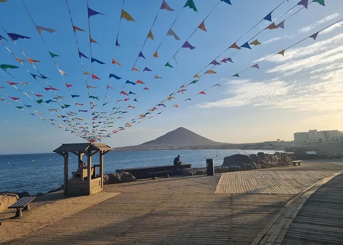 Apartment Diadas Breeze Guargacho