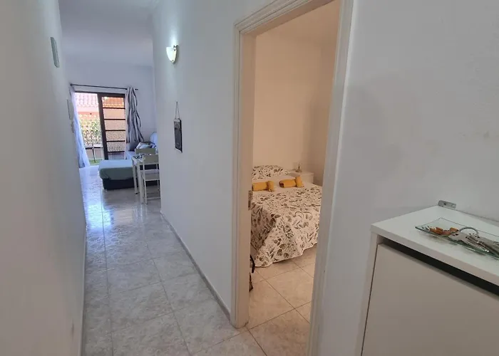 Diadas Breeze Apartment Guargacho